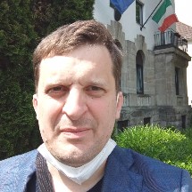 ...der Sprachschule Schulleiter Profil